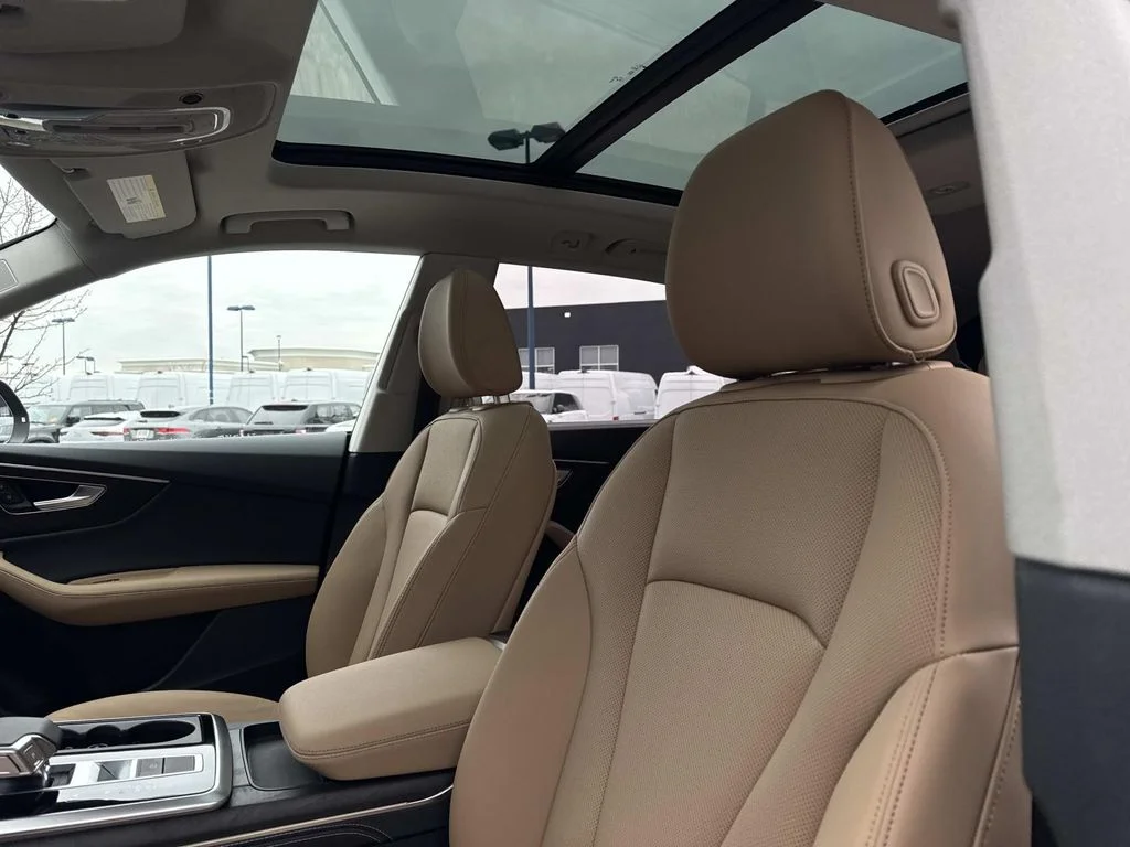 Used 2025  Audi  image 19