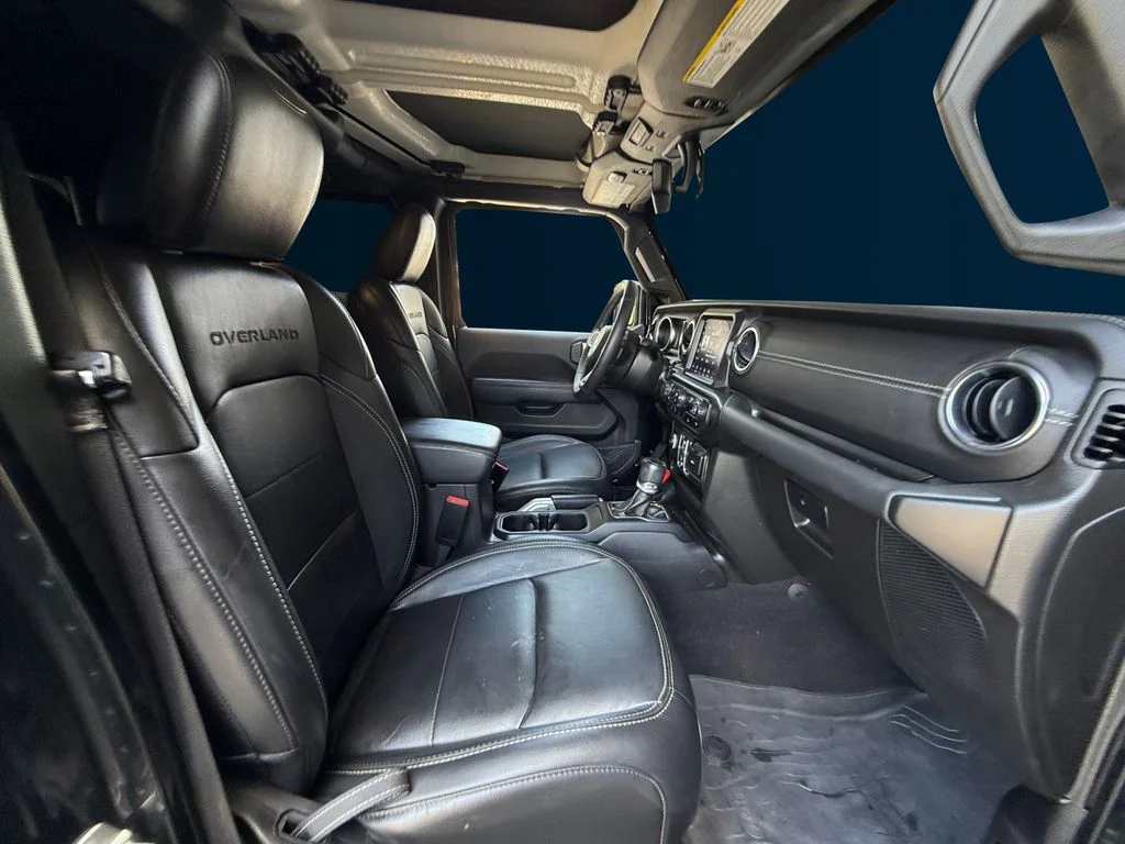 Used 2022 Black Jeep Overland image 17