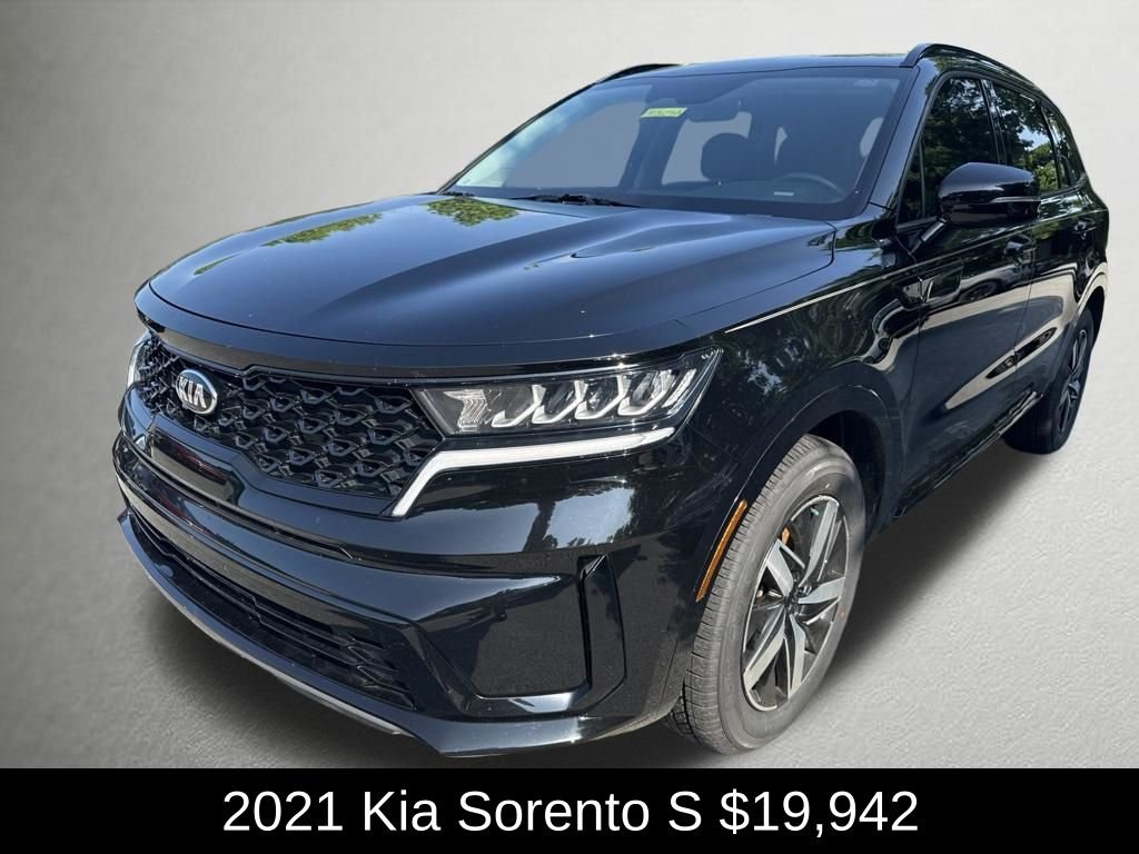 Used 2021 Ebony Black Kia S image 7