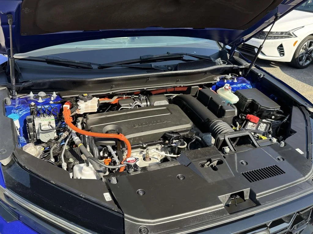 Used 2024 Blue Honda Sport-L image 13