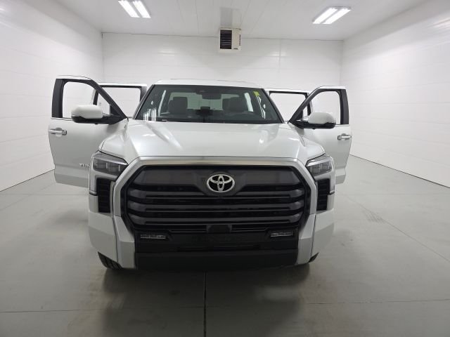 New 2026 Wind Chill Pearl <sup>1</sup> Toyota Tundra Limited image 10
