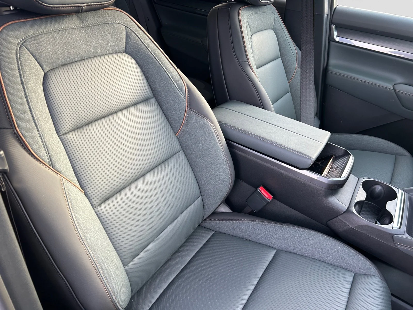 New 2026 Ebony Twilight Metallic GMC AWD AT4 image 12