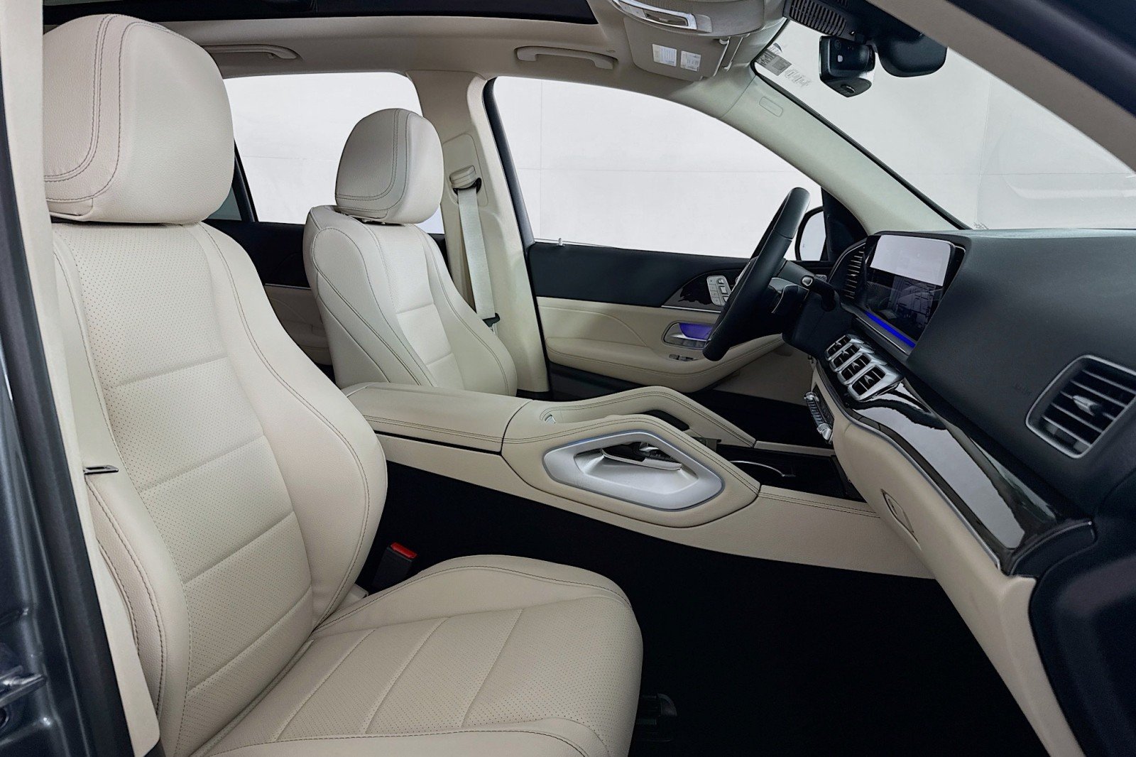 New 2026 Selenite Grey Metallic Mercedes-Benz GLE 350 4MATIC® SUV image 13