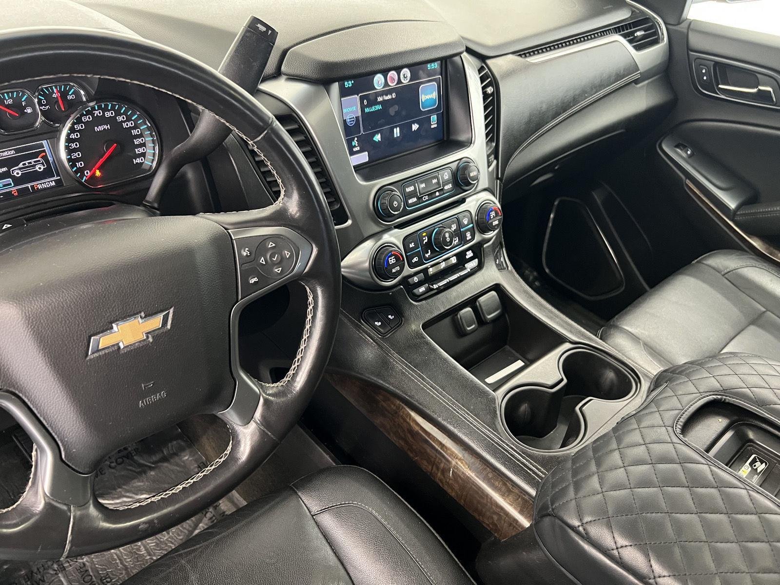 2015 Chevrolet Suburban LT - Photo 18