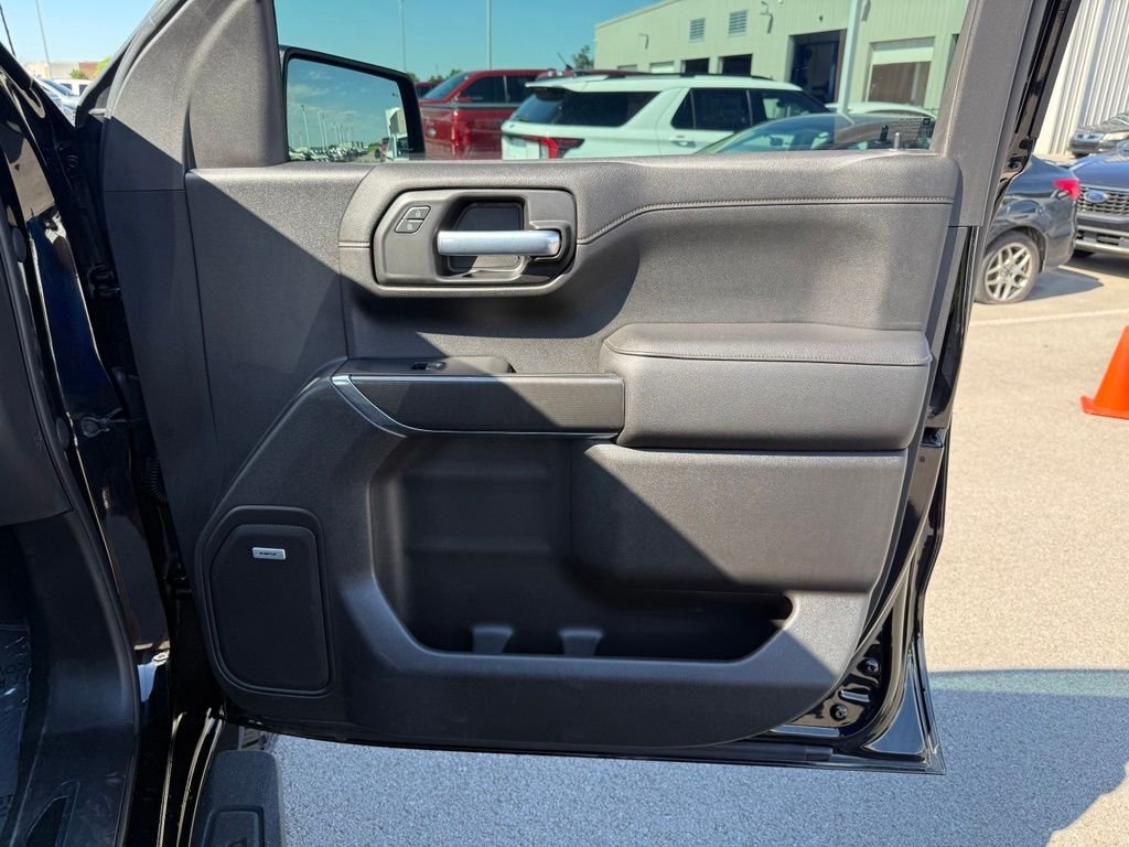 Used 2021 Onyx Black GMC AT4 image 20