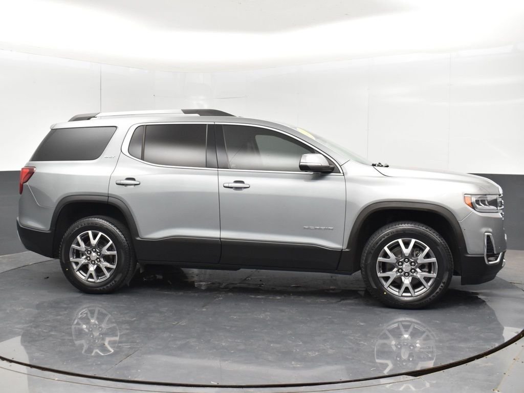Used 2023 Silver GMC SLT image 9