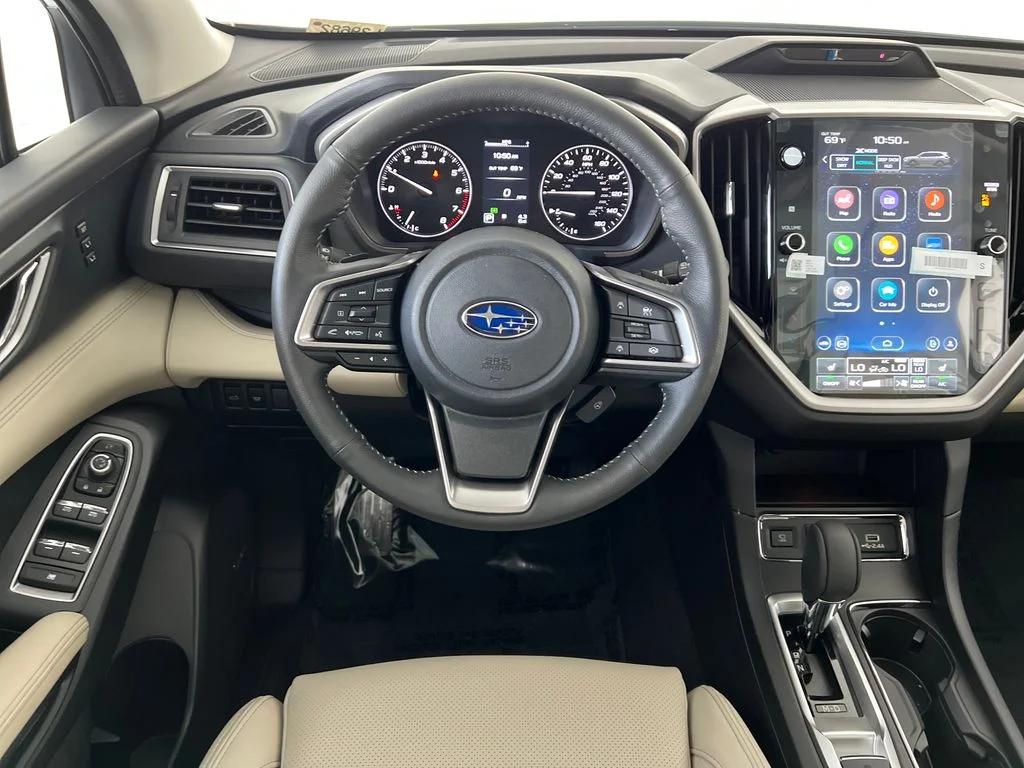 New 2026 CRYSTAL WHITE PEARL Subaru Limited 7-Passenger image 15