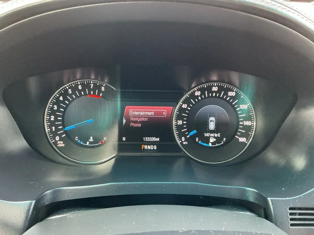 Used 2016 White Ford Platinum image 14