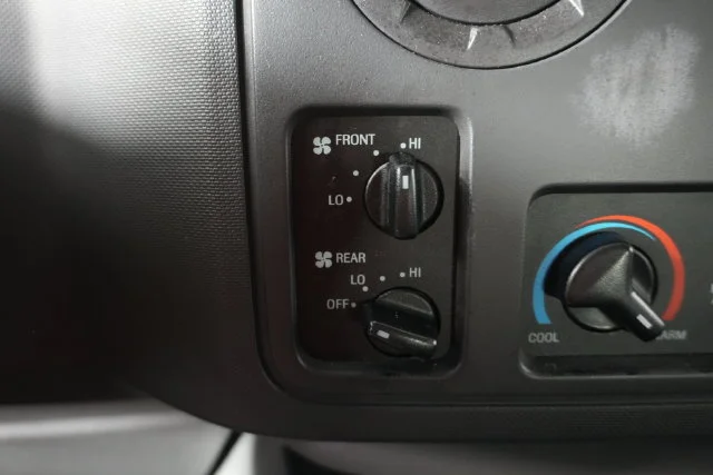 Used 2014 Ingot Silver Metallic Ford XLT image 15