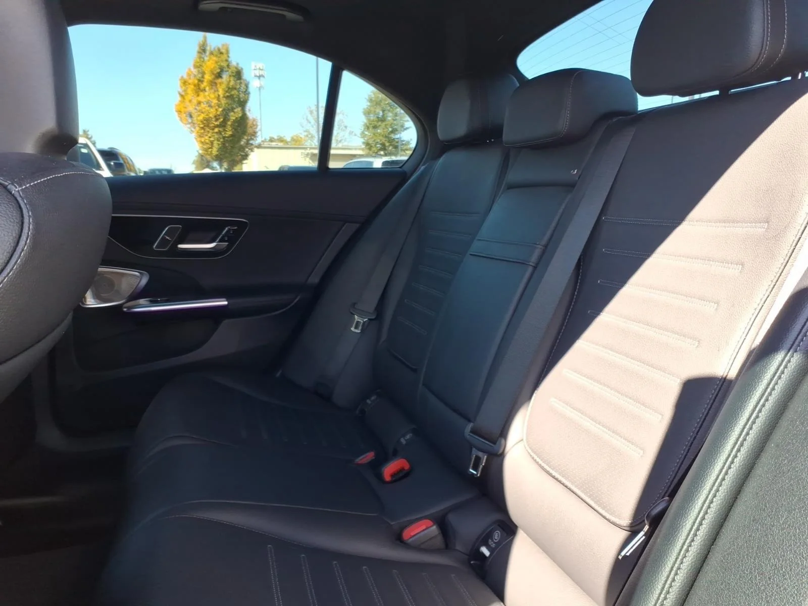 Used 2023 Polar White Mercedes-Benz C 300 image 19