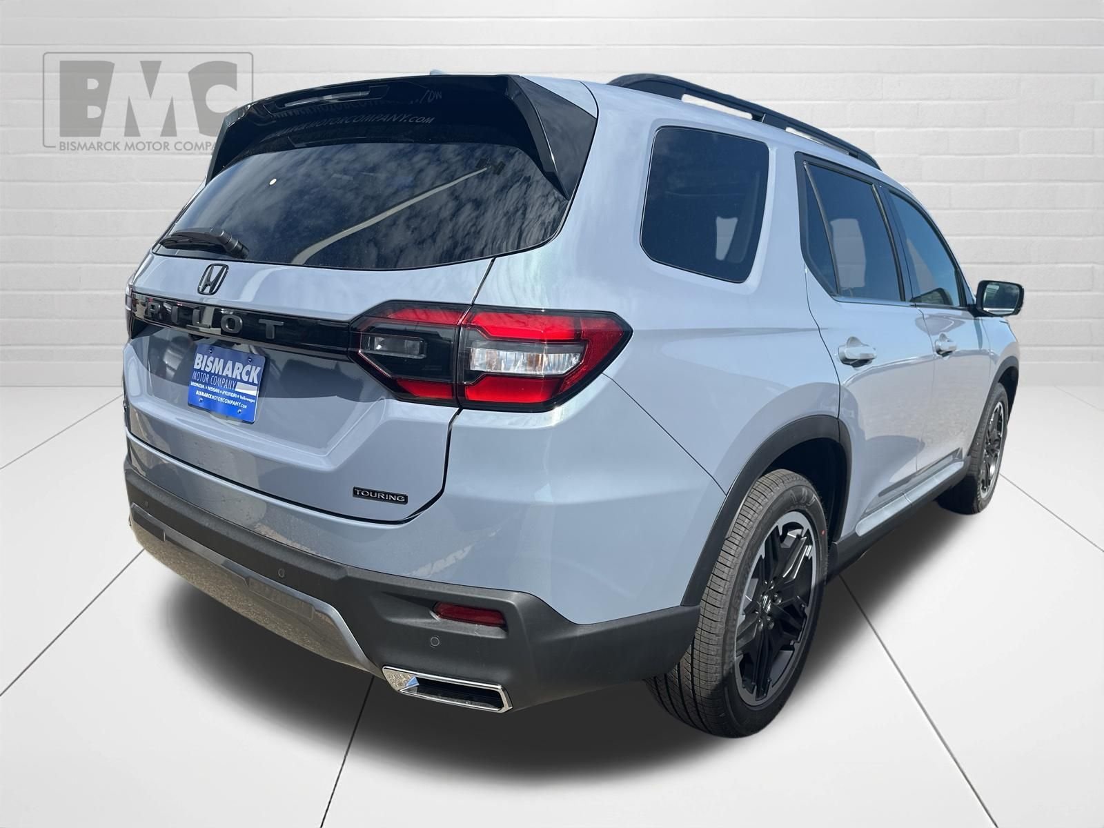 New 2026 Gray Honda Touring image 3
