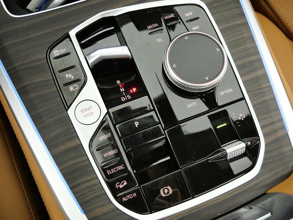Used 2026 Brooklyn Grey Metallic BMW xDrive50e image 49