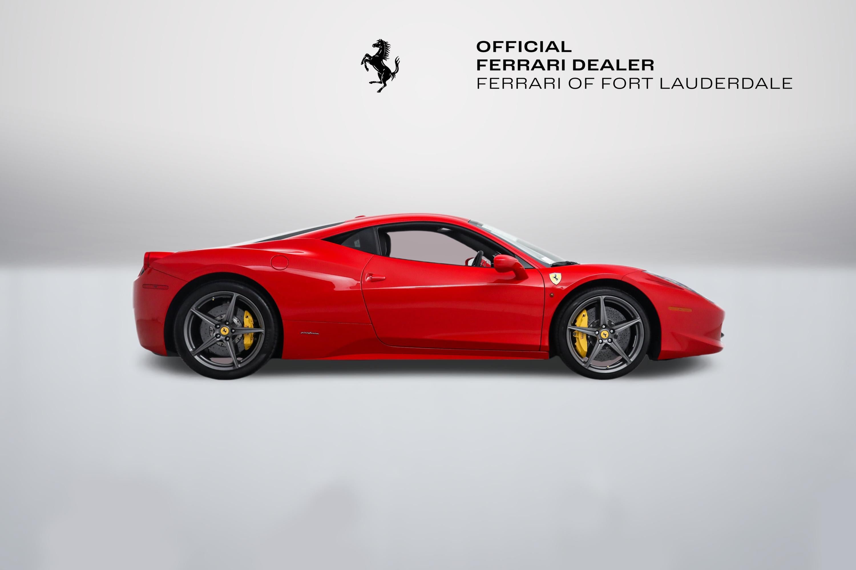 Used 2015 Rosso Corsa Ferrari  image 9