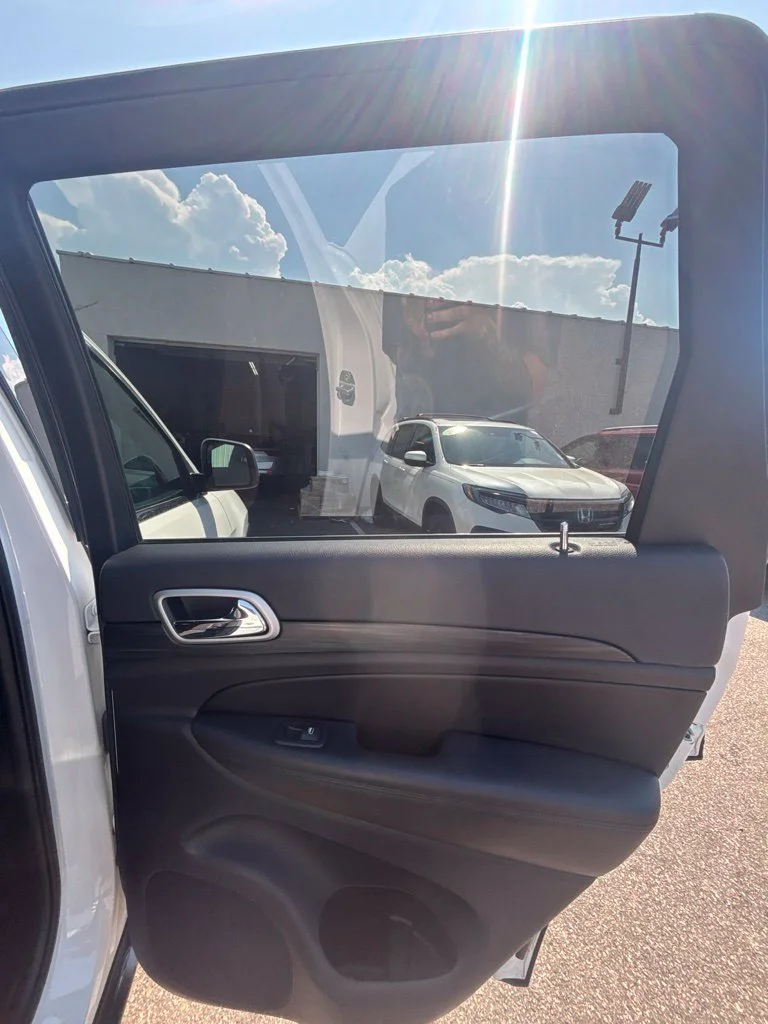 Used 2020 White Jeep Laredo E image 21