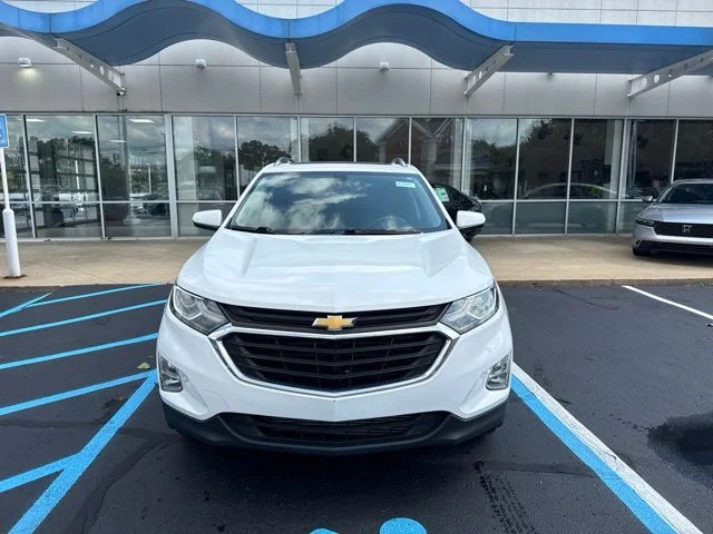 Used 2018 Summit White Chevrolet LT image 2