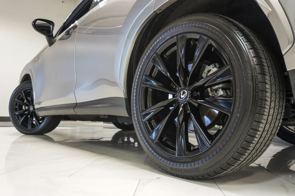 Used 2022 Silver Lexus 350 F SPORT Handling image 38