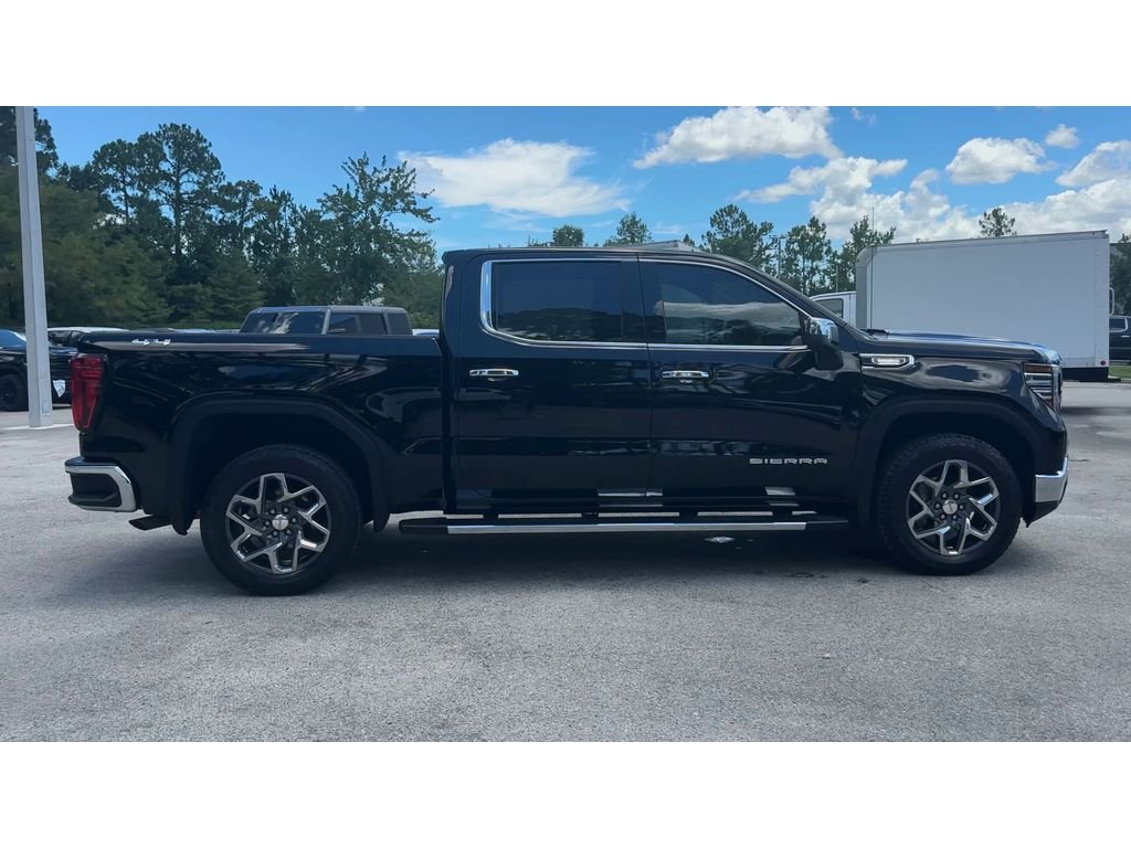 2025 GMC Sierra 1500 SLT - Photo 9