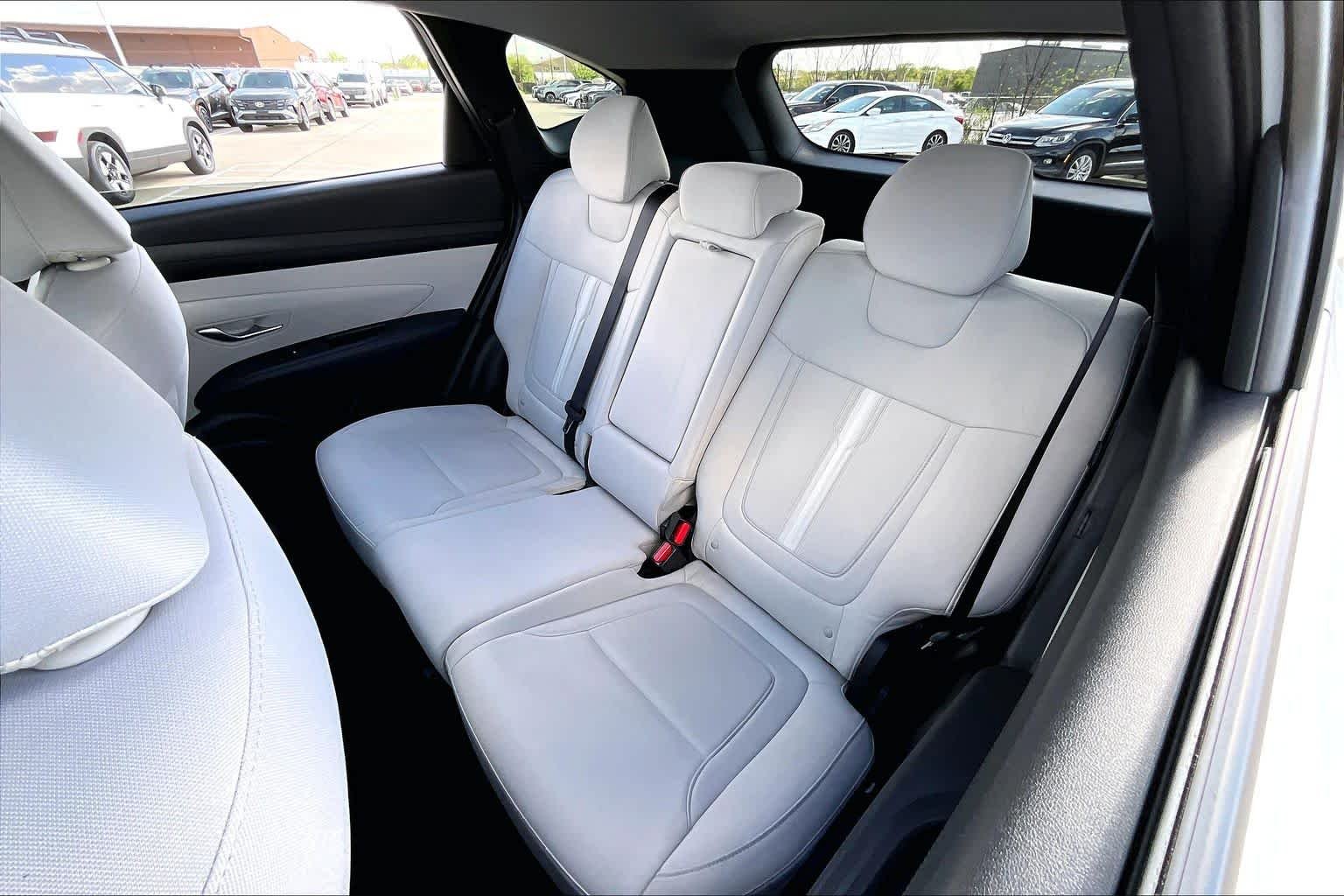 2025 Hyundai Tucson SEL - Photo 19