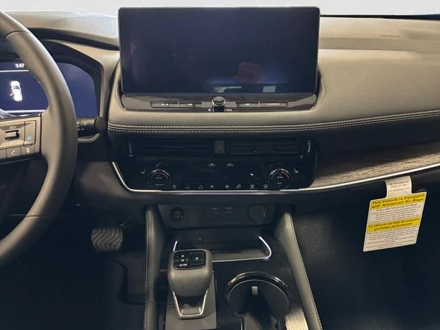 New 2026 Black Nissan Platinum image 11