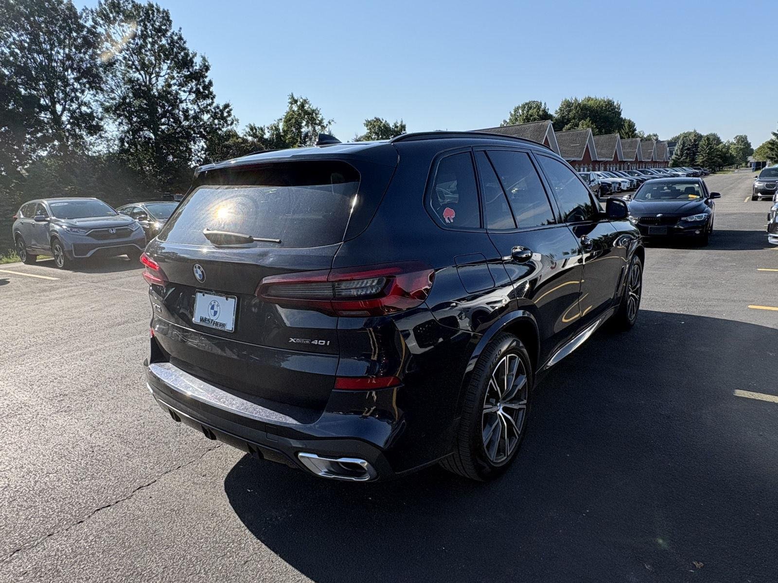 Used 2022 Carbon Black Metallic BMW xDrive40i image 4