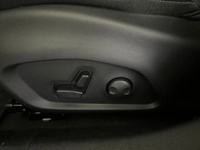 New 2026 Red Hot Pearl-Coat Exterior Paint Jeep Trailhawk image 14