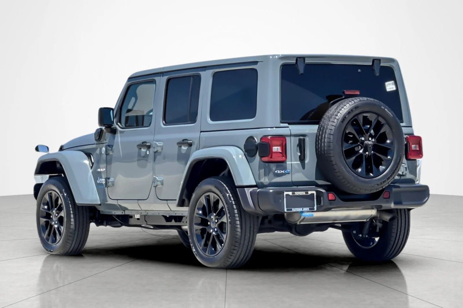 Used 2024 ANVIL CLEAR-COAT Jeep Sahara image 3