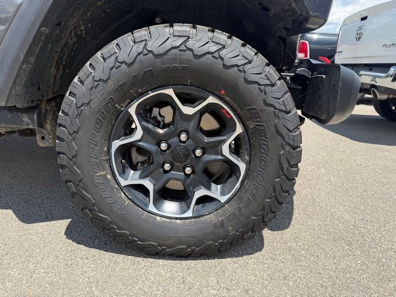 Used 2023 Gray Jeep Rubicon image 4