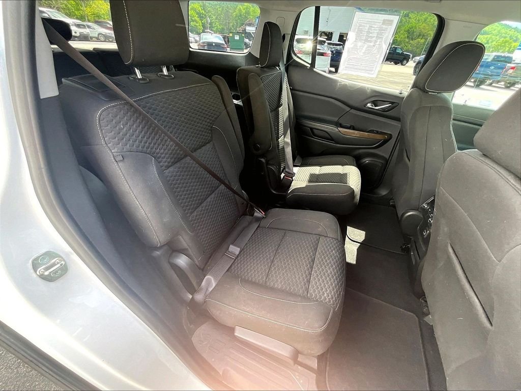 Used 2019 Summit White GMC SLE-2 image 16