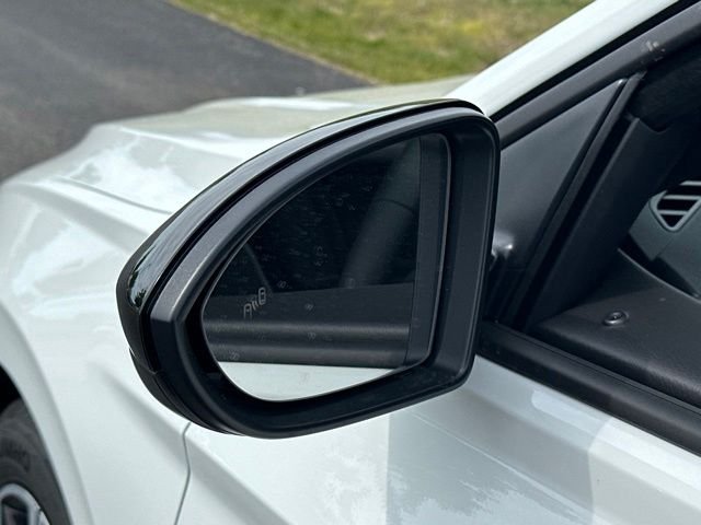 New 2026 Pure White Volkswagen 1.5T Sport image 11
