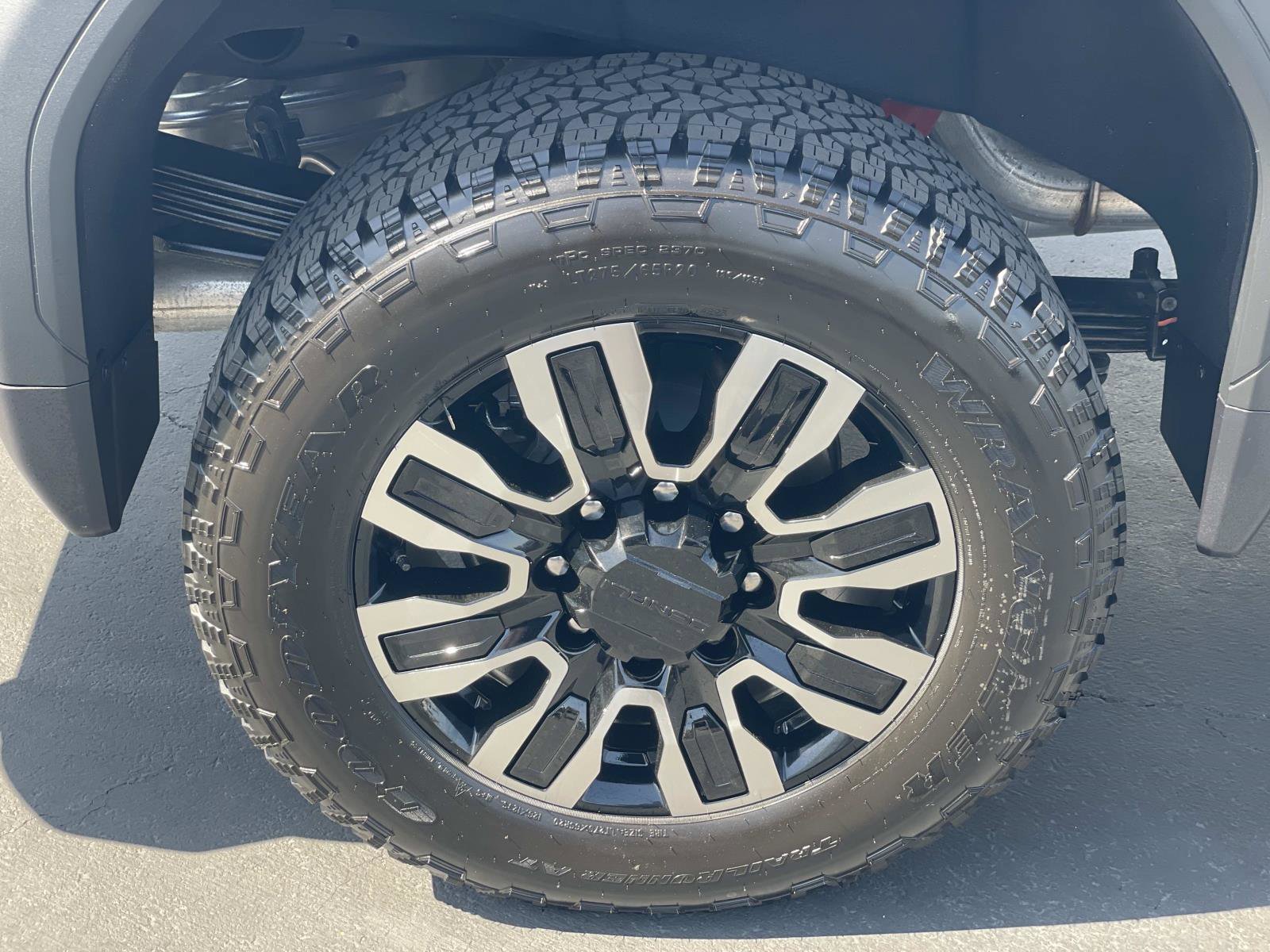 2026 GMC Sierra 2500HD Denali Ultimate - Photo 30