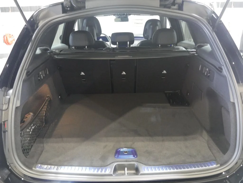 New 2026 Black Mercedes-Benz GLC 300 image 67