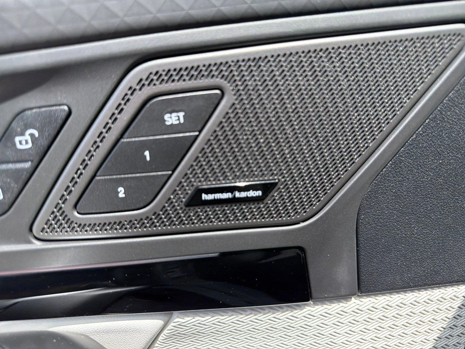 New 2026 Brooklyn Grey Metallic BMW xDrive28i image 27