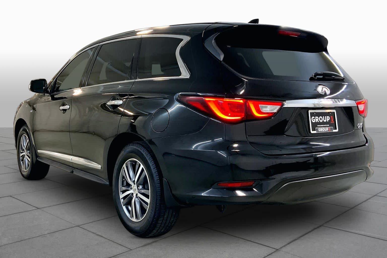 Used 2016 Black Obsidian INFINITI  image 11