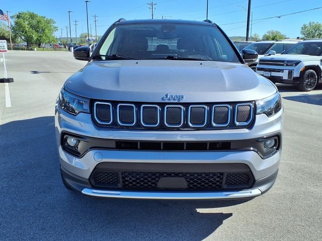 Used 2022 Silver Jeep Limited image 12