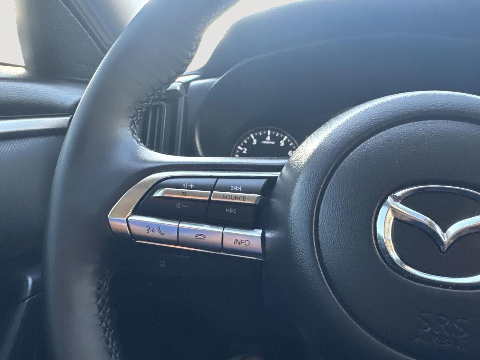 Used 2025 White Mazda 2.5 S Preferred Package image 16