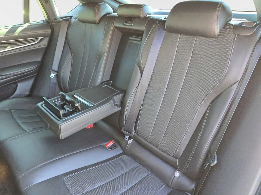 Used 2017 Black BMW Base image 17