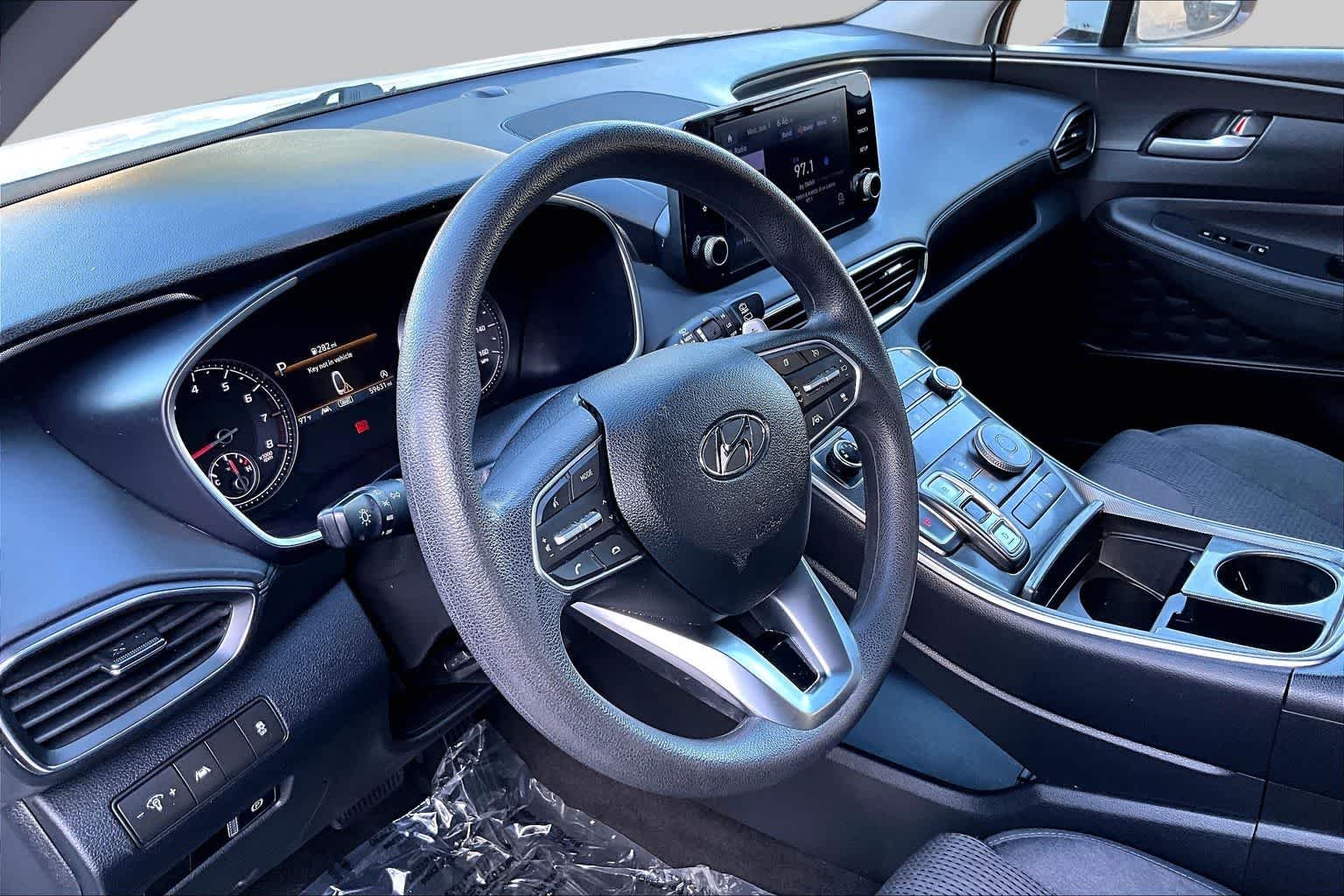 Used 2022 Quartz White Hyundai SEL image 17