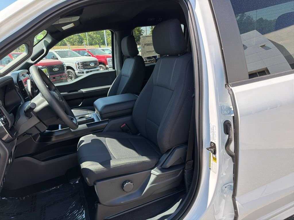 New 2026 Oxford White Ford STX® image 9