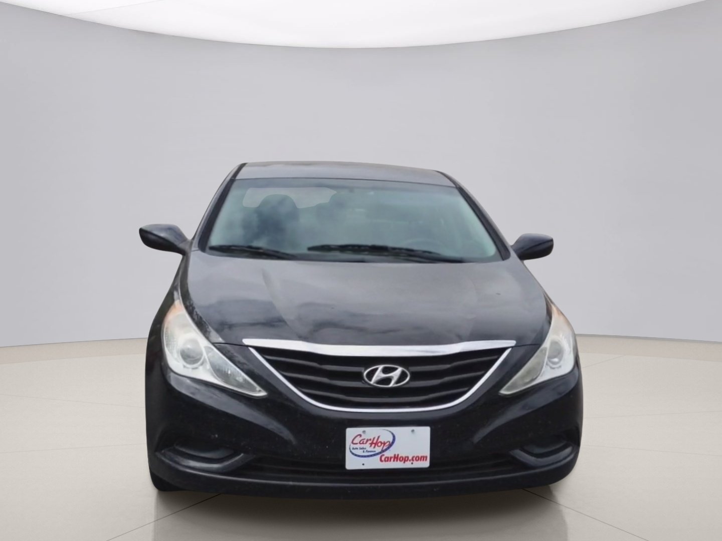 Used 2012 Black Hyundai GLS image 8