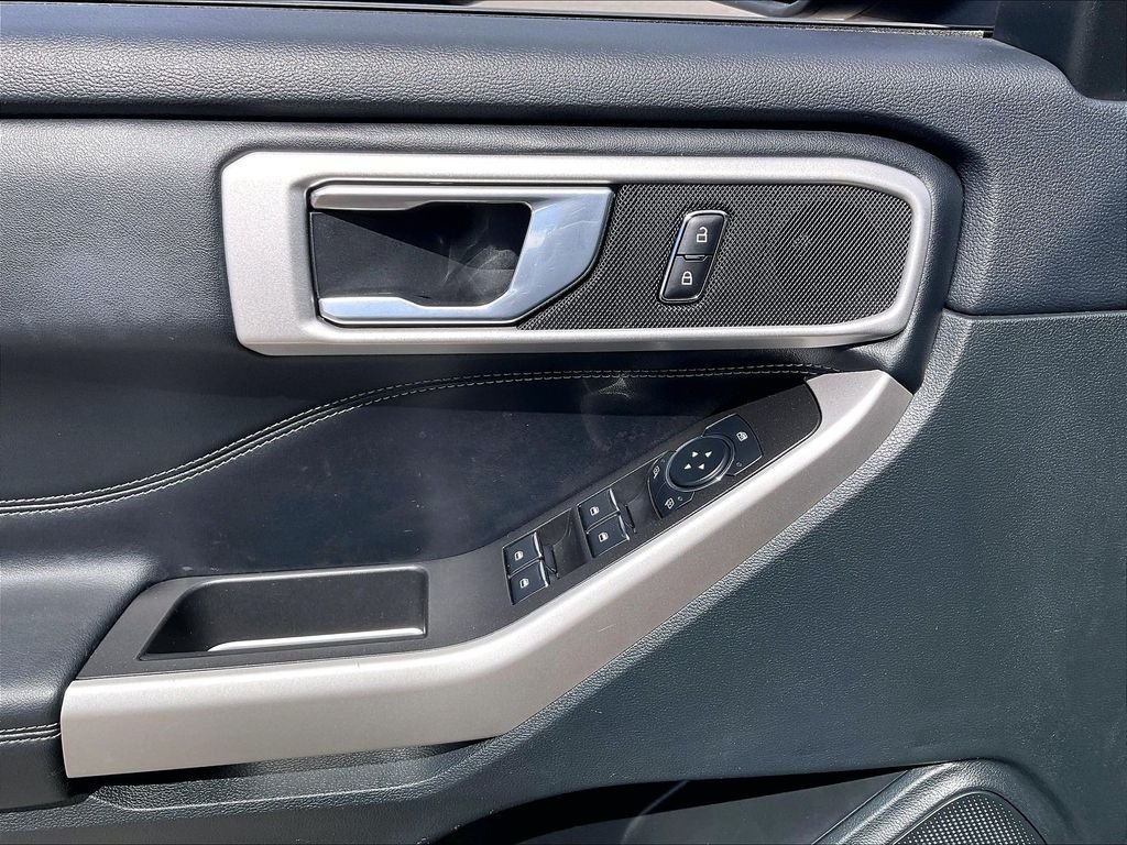 Used 2024 Stone Blue Metallic Ford XLT image 38