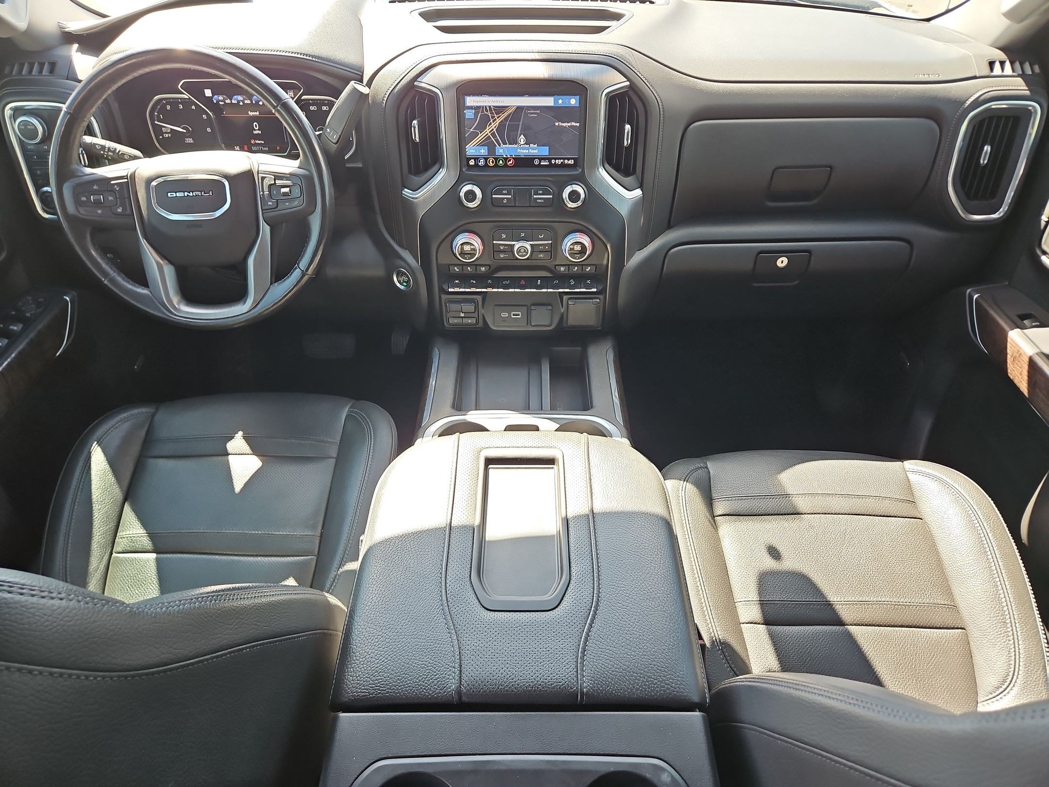 Used 2020 White Frost Tricoat GMC Denali image 28
