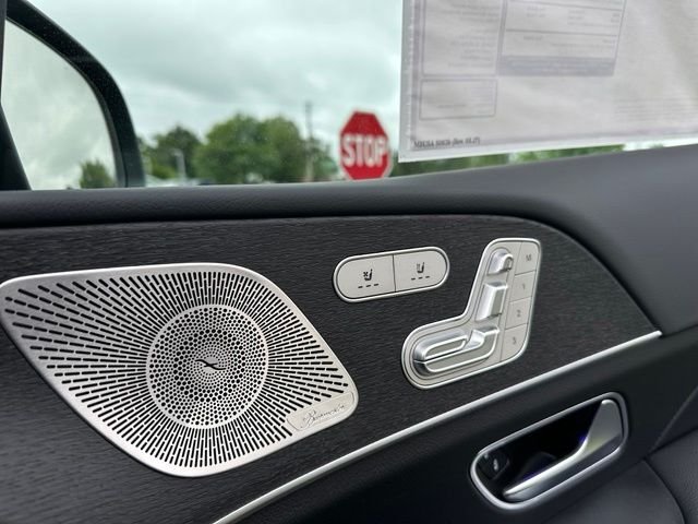 New 2026 Obsidian Black Metallic Mercedes-Benz GLS 450 image 23