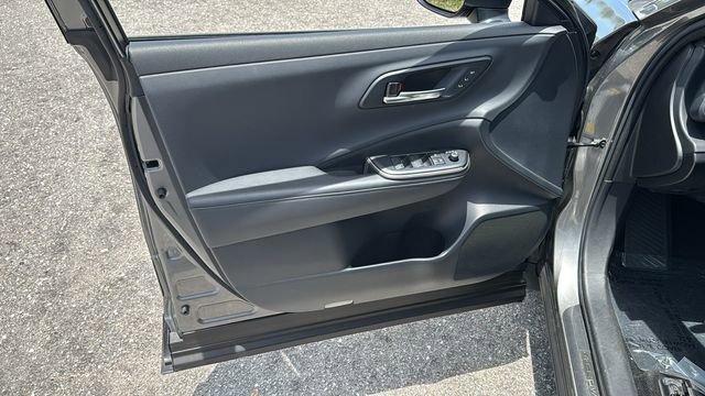 2023 Toyota Crown Platinum - Photo 5