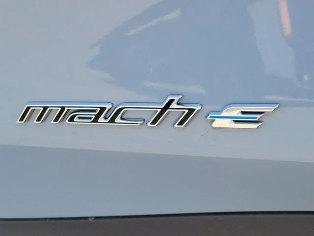 New 2026 Glacier Gray Metallic Tri-coat Ford Select image 31