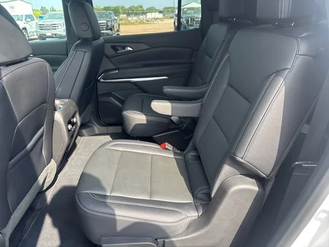 Used 2026 Summit White Chevrolet LT image 29