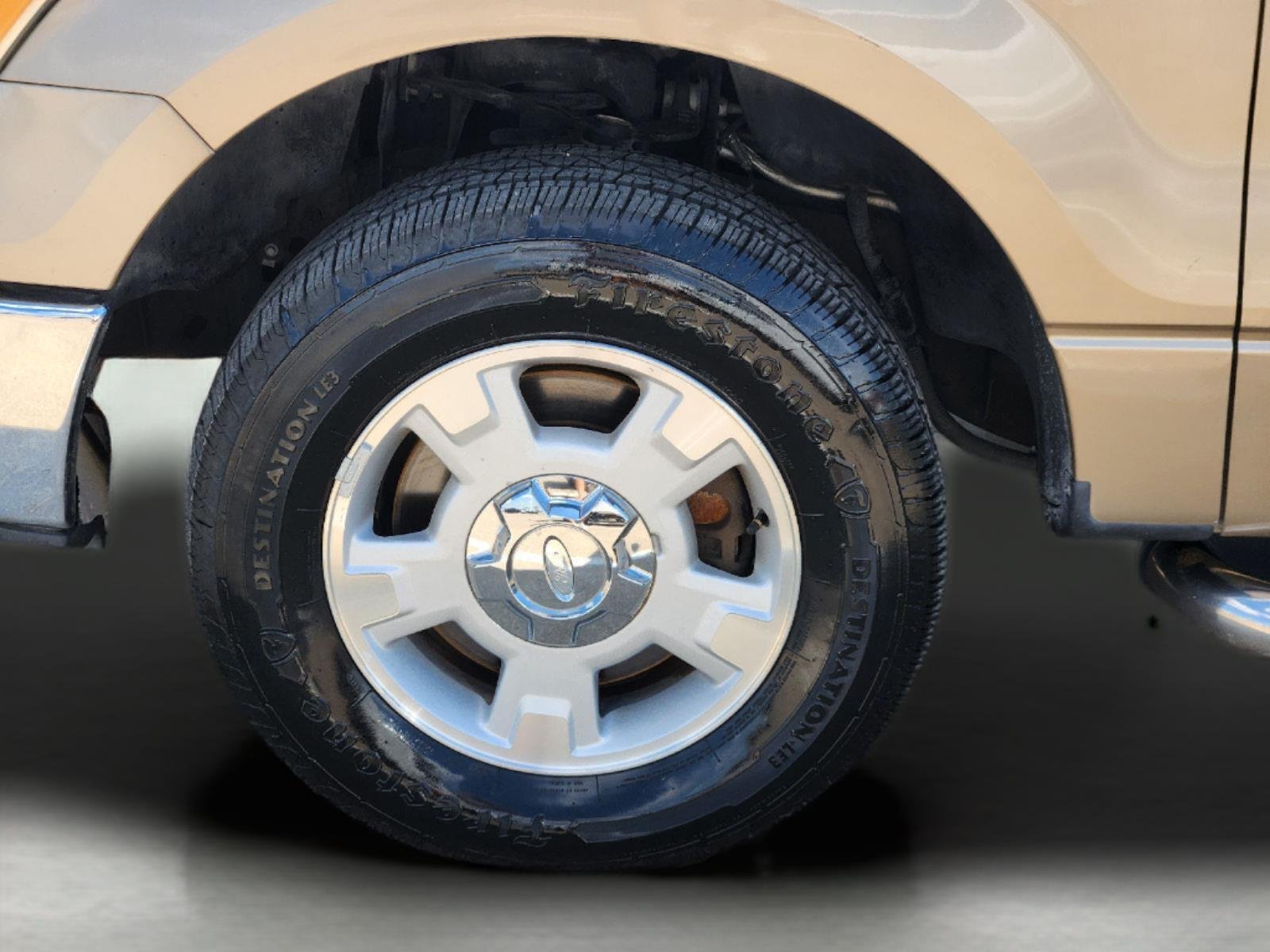 Used 2011 Pale Adobe Metallic Ford XLT image 9