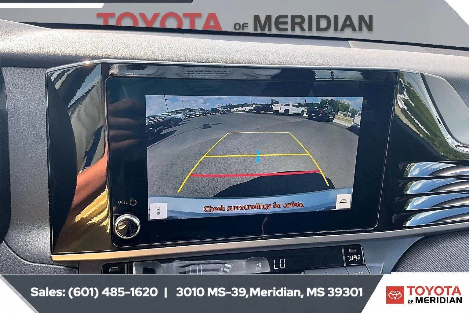 Used 2025 Celestial Silver Metallic Toyota LE (Natl) image 15