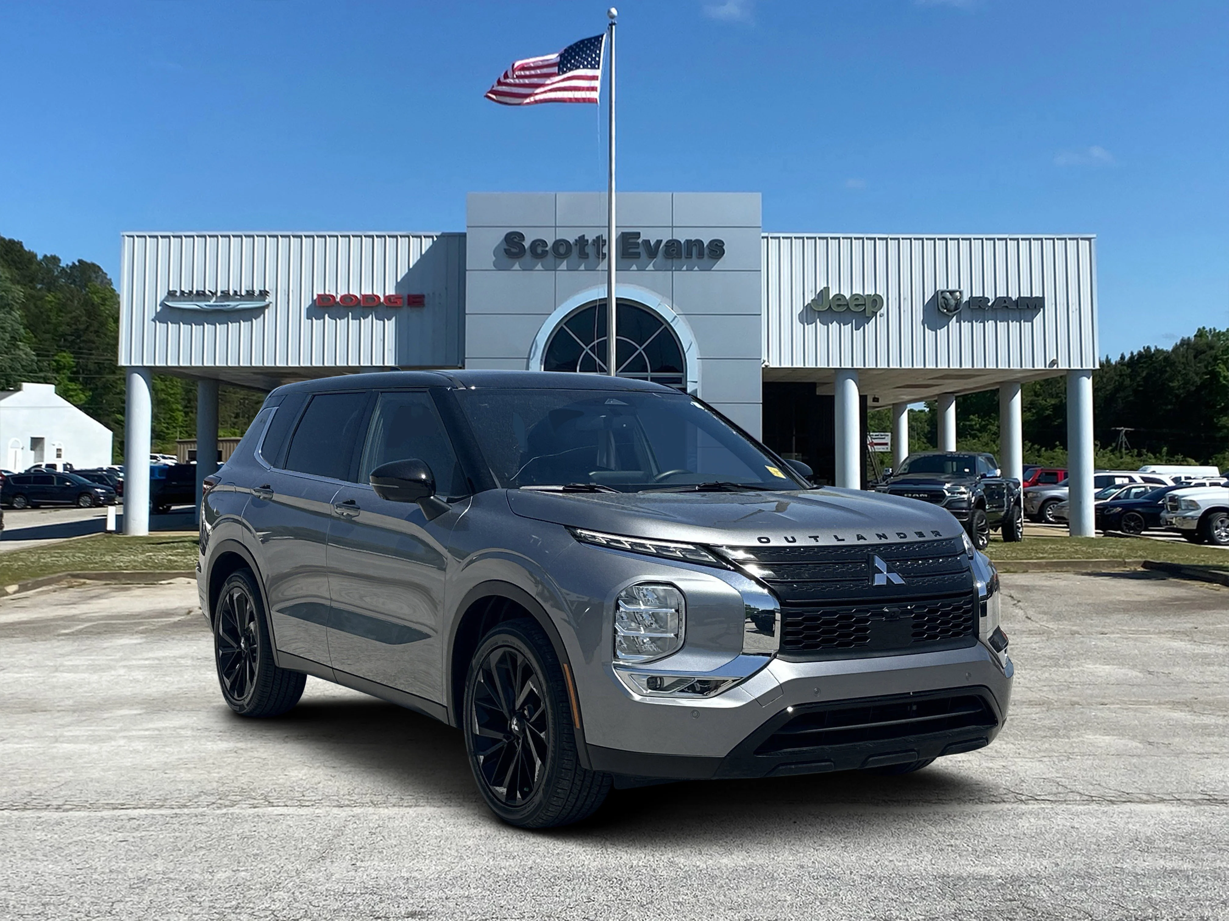 2023 Mitsubishi Outlander SEL Black Edition 2WD's photo