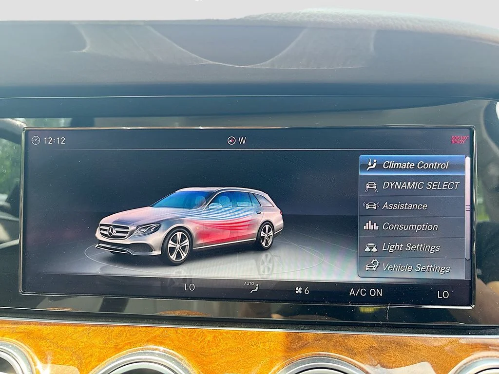 Used 2018 Black Mercedes-Benz E 400 image 34