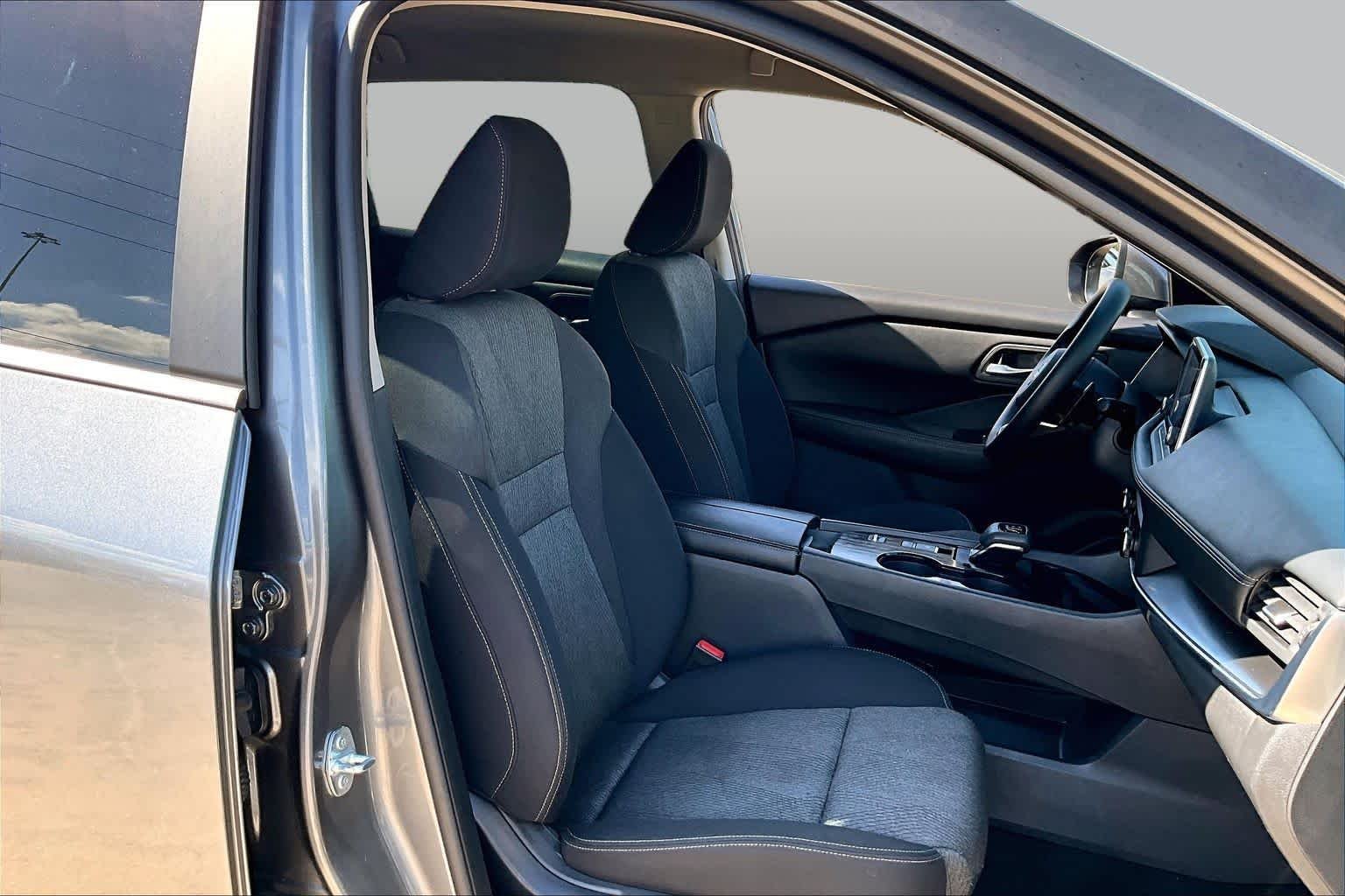 Used 2024 Gun Metallic Nissan SV image 9